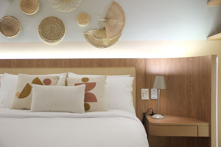 Copacabana | 5 Suites, Oceanfront, Renovated