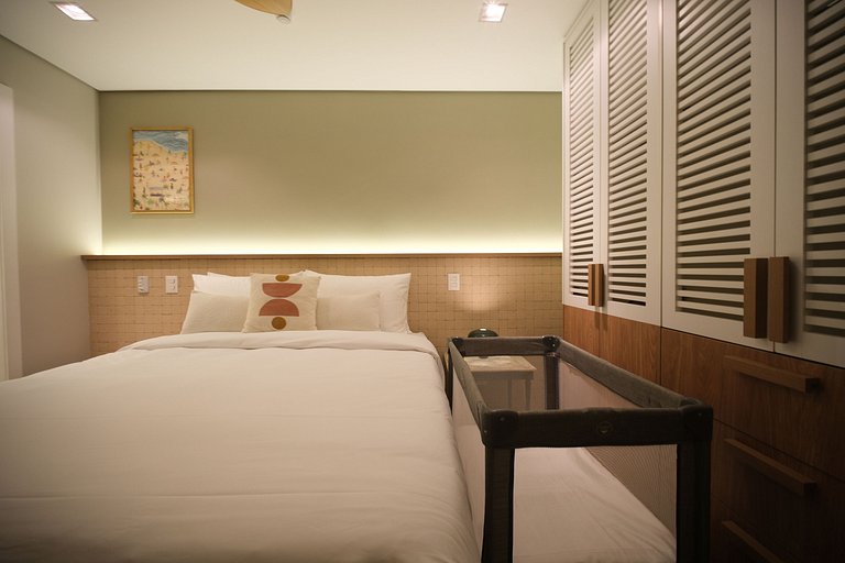 Copacabana | 5 Suites, Oceanfront, Renovated