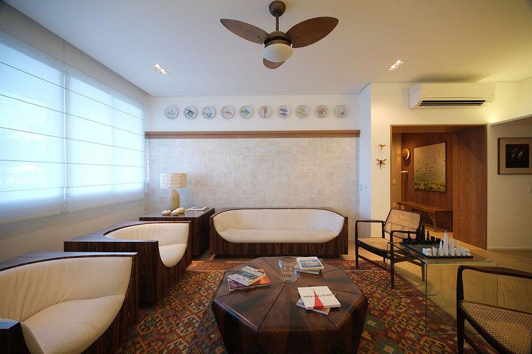 Copacabana | 5 Suites, Oceanfront, Renovated