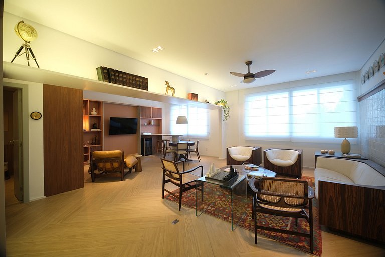 Copacabana | 5 Suites, Oceanfront, Renovated