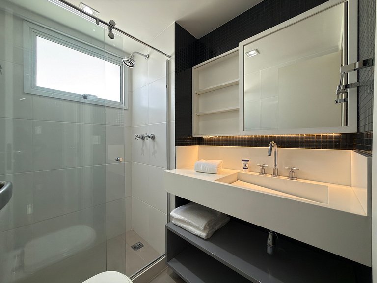 Ipanema | 2BR Suites, Ocean View, 1min to Beach