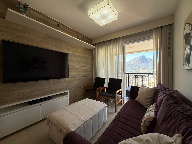 Ipanema | 2BR Suites, Ocean View, 1min to Beach