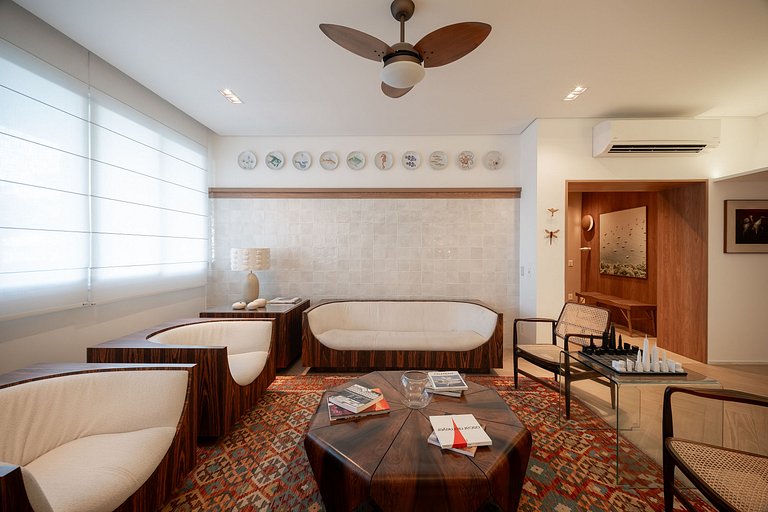 Copacabana | 5 Suites, Oceanfront, Renovated