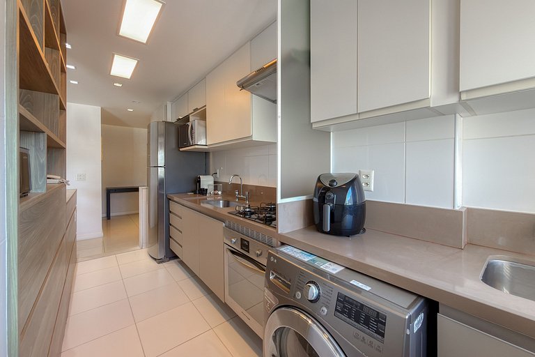 Ipanema | 2BR Suites, Ocean View, 1min to Beach