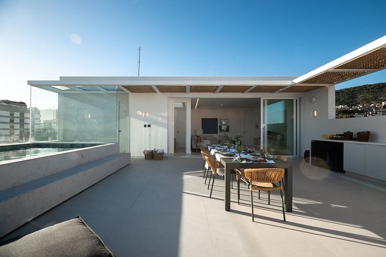 Ipanema | Penthouse w/ Pool by the Beach