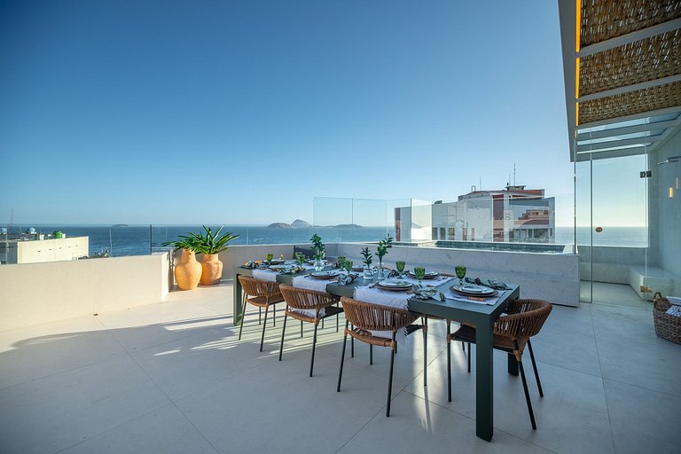 Ipanema | Cobertura c/ Piscina na Quadra da Praia
