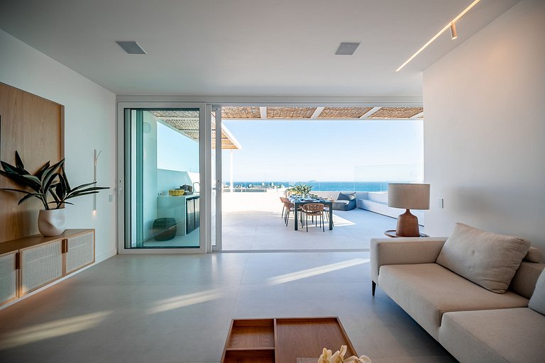 Ipanema | Penthouse w/ Pool by the Beach