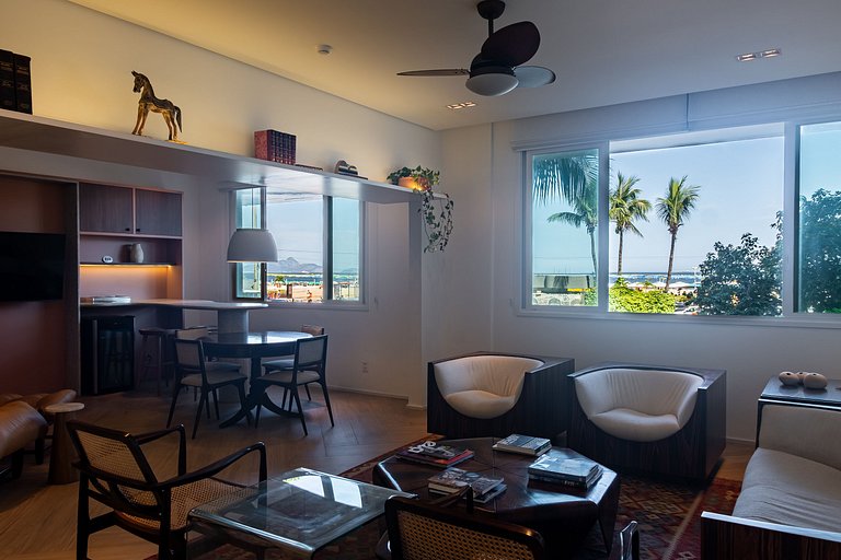 Copacabana | 5 Suites, Oceanfront, Renovated