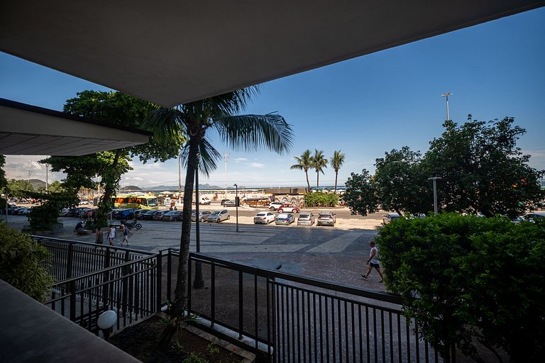 Copacabana | 5 Suites, Oceanfront, Renovated