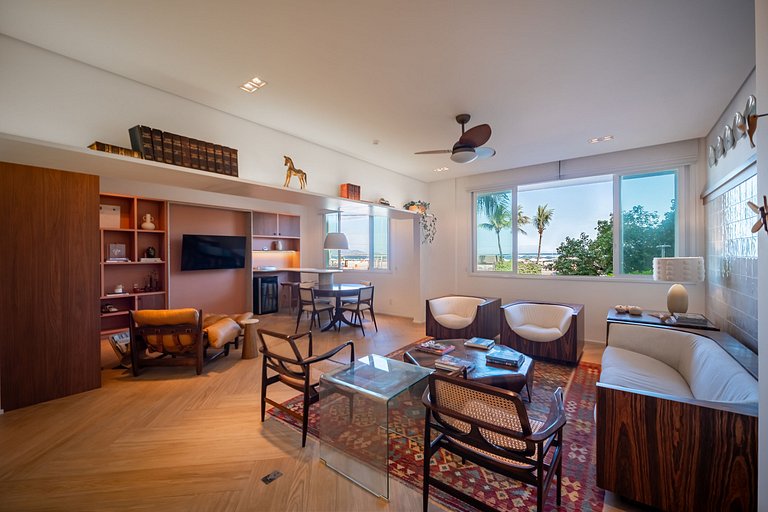 Copacabana | 5 Suites, Oceanfront, Renovated