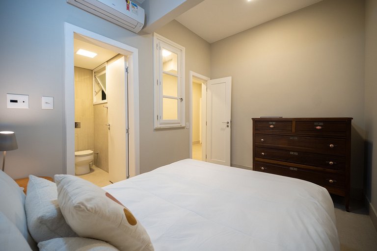 Av. Atlântica | 5 Suites, Ocean View, Renovated