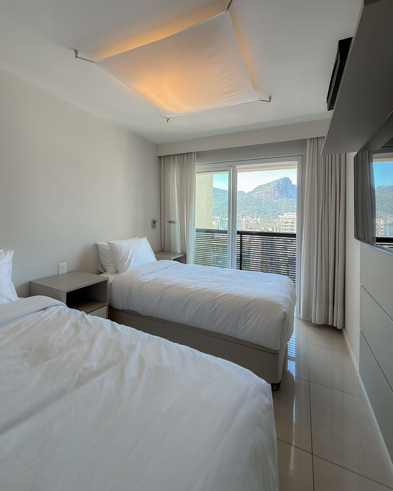 Ipanema | 2 Suites · Ocean View · 1min Beach