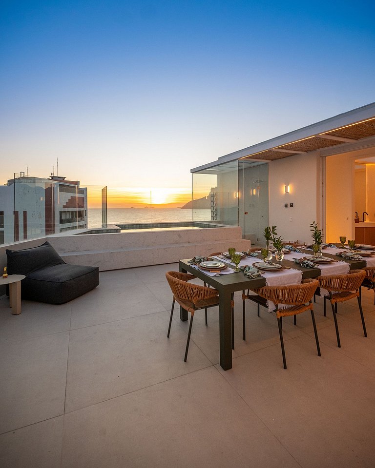 Ipanema | Penthouse w/ Pool by the Beach