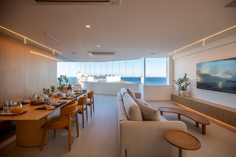 Ipanema | Penthouse w/ Pool by the Beach