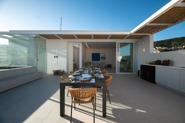 Ipanema | Penthouse w/ Pool by the Beach