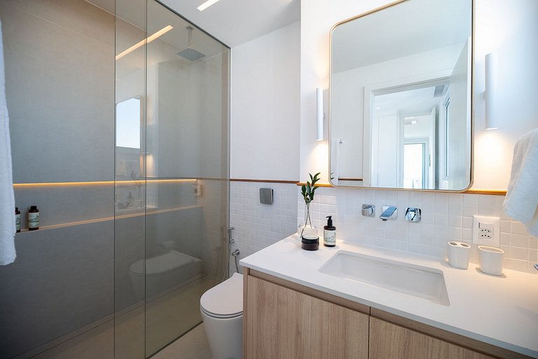 Ipanema | Penthouse w/ Pool by the Beach