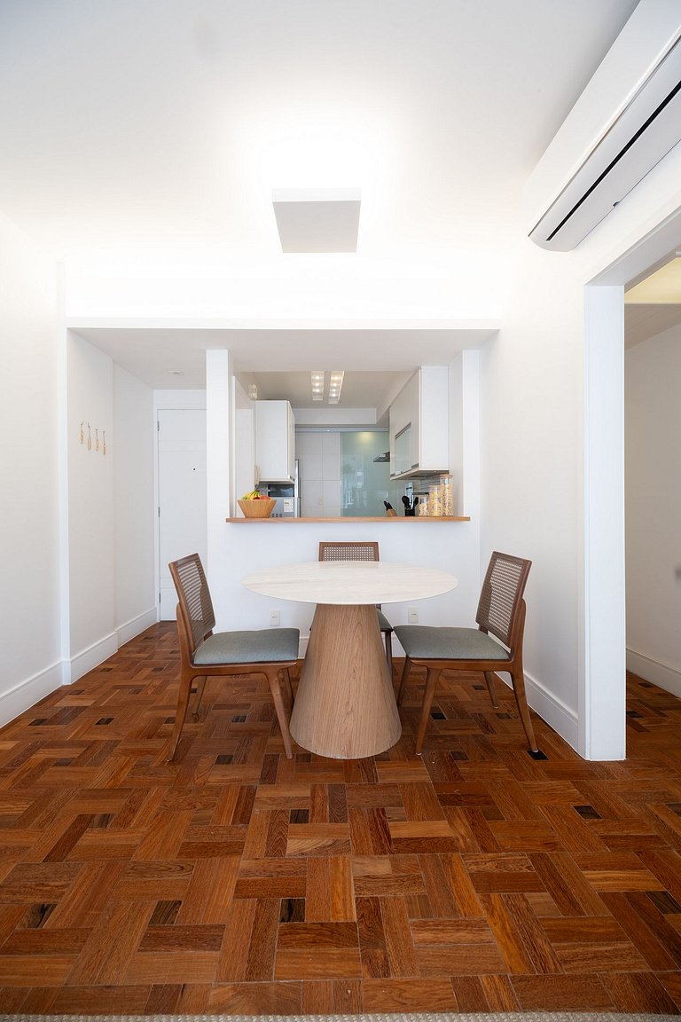 Impeccable apartment in a great location in Leblon