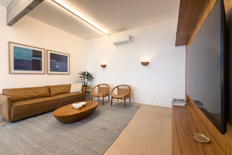 3bd, 3 min. from the Beach, Renovated