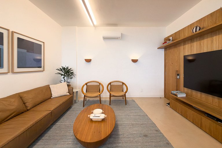 3bd, 3 min. from the Beach, Renovated